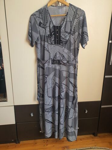 kedma elbise: Повседневное платье