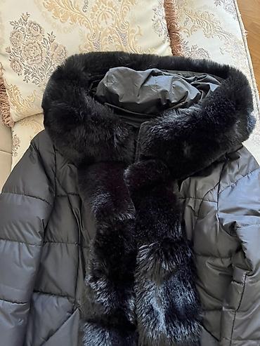 Paltolar: Qadınlar üçün uzun qış palto ölçü L - Rəng: qara - Model: quilt (romb — 2