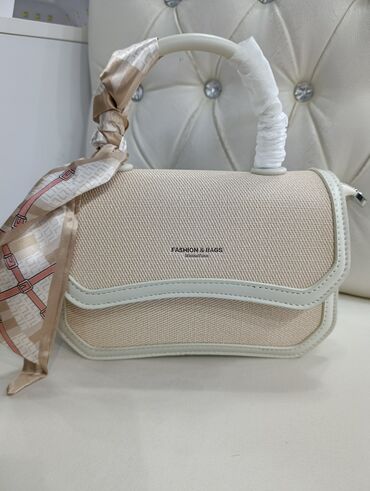 Классические сумки: Сумки женские Отличного качества цены от 1000 до 2100 сом Восток 5 — 6