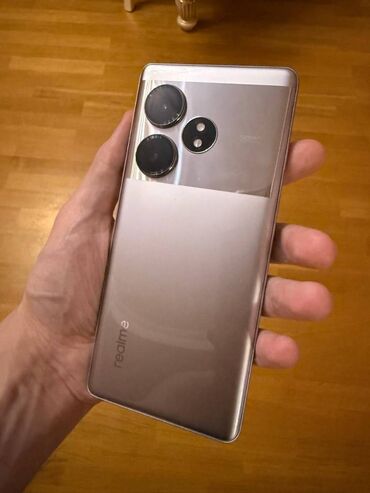 телефон fly fs527 nimbus 17: Realme GT 6, 256 ГБ, цвет - Серебристый, Сенсорный, Отпечаток пальца, Две SIM карты