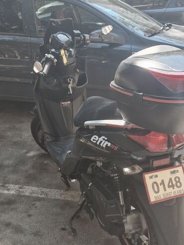Mopedlər,skuterlər: - 49, 125 sm3, 2024 il, 10000 km