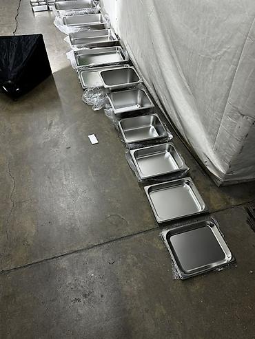 Другая посуда и кухонный инвентарь: Гастроемкости из нержавеющей стали с крышками - Форматы GN: 1/1, 1/2 — 21