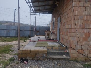 Uzunmüddətli kirayə mənzillər: Şirvan şəhəri .Maşurt xəttinə cəmi 2 dəqiqəlik məsafədə, sakit və — 16