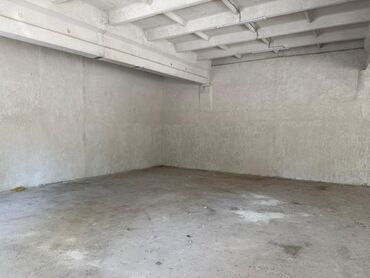 Продажа квартир: Сдаю складские помещения в г. Кара Балта. Можно под производство