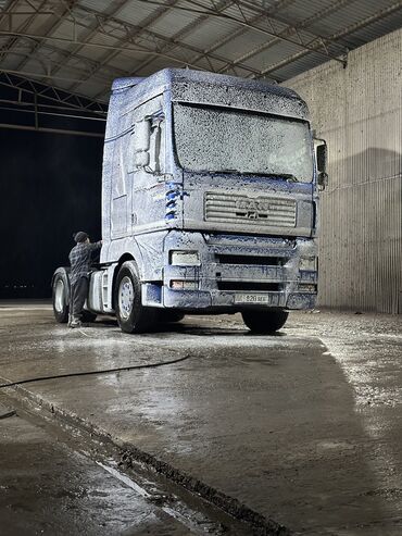 Тягачи: Тягач, MAN, 2003 г., Тентованный — 8