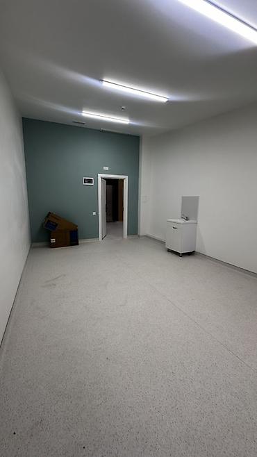 аренда помещений 35кв: Сдается помещение 23,5 м² в медицинском комплексе MedCity Бишкек, ул — 4