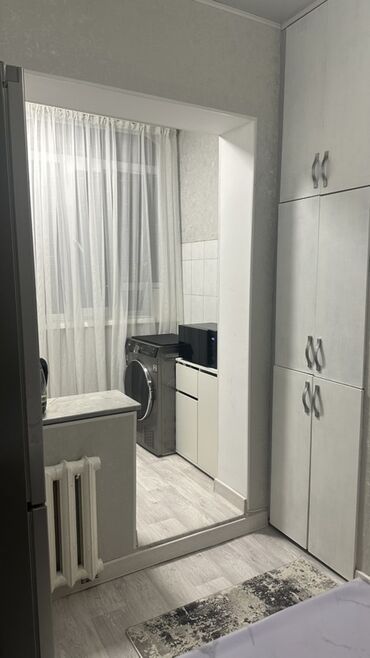 квартира частном доме: 2 бөлмө, 50 кв. м, 105-серия, 8 кабат, Косметикалык ремонт
