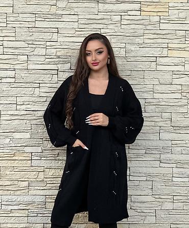 qadınlar üçün hörüklü papaqlar: Qadın uzun kardiqan - Model: Açıq önlü, uzun kardiqan - Dizayn: Qalın — 5
