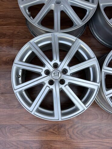 Диски: Литые Диски R 17 Комплект, отверстий - 5, Б/у — 4