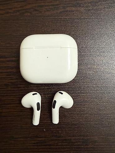 Apple AirPods (3-cü nəsil) - Model: A2565 (qulaqcıqlar), A2566