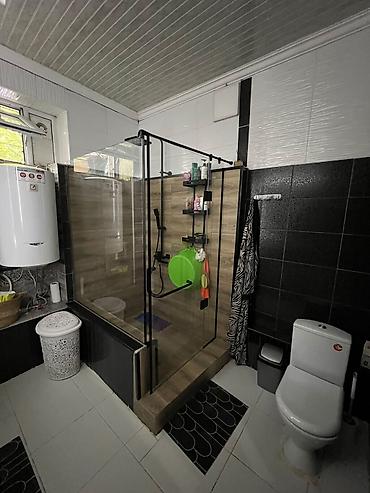 Продажа коттеджей и домов: 🏡 ПРОДАЁТСЯ ДОМ ОТ СОБСТВЕННИКА! 📍г. Бишкек, Ленинский район пер — 17