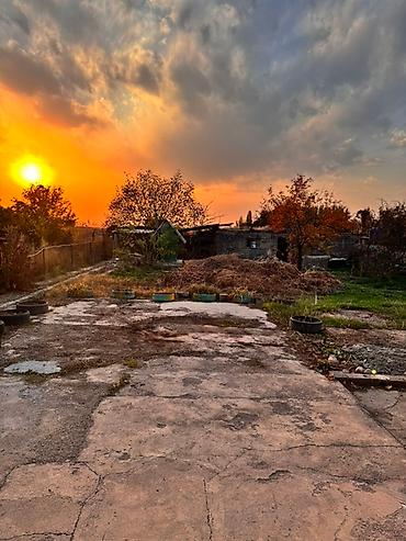 Продажа коттеджей и домов: Кирпичный 3х комнатный дом, участок 8 соток. Гараж/бокс капитального — 28