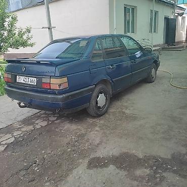 авто элек: Volkswagen Passat: 1991 г., 1.8 л, Кол менен иштөөчү, Бензин, Седан — 2