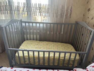 Uşaq dolabları: Oğlan və qız üçün, İşlənmiş, Dördbucaq, Beşik, Dəst ilə, Matras ilə, Yellənmə mexanizmsiz