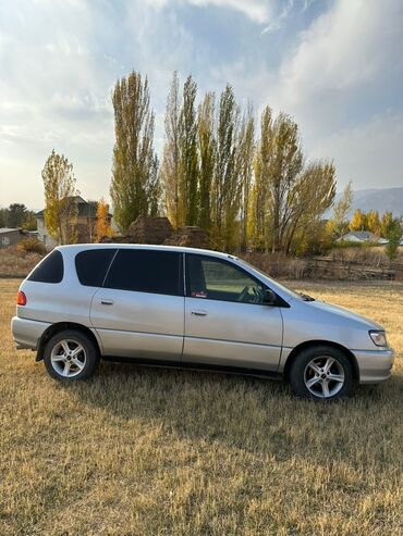 Toyota: Toyota Ipsum: 1997 г., 2 л, Автомат, Газ, Минивэн — 3