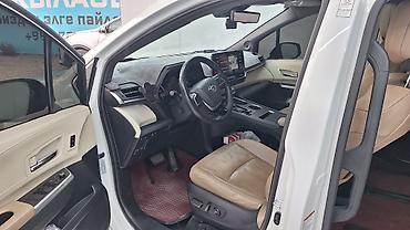приус плагин гибрид: Toyota Sienna: 2021 г., Гибрид, Минивэн — 3