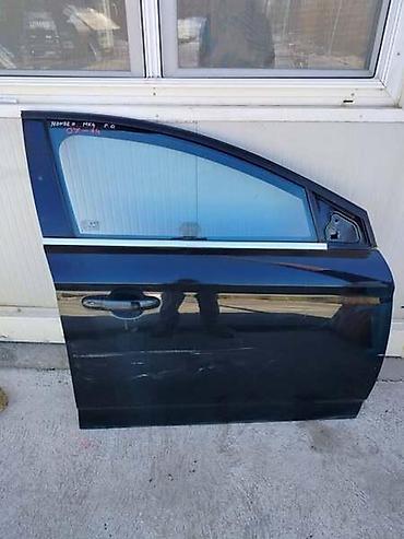 audi a3 s2: PREDNJA DESNA VRATA 07-14 CRNA ZA FORD MONDEO OD 2007. DO 2014. GOD — 1
