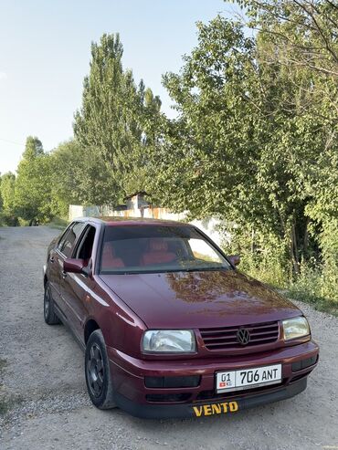самая дорогая машина в кыргызстане: Volkswagen Vento: 1993 г., 1.8 л, Механика, Бензин, Седан