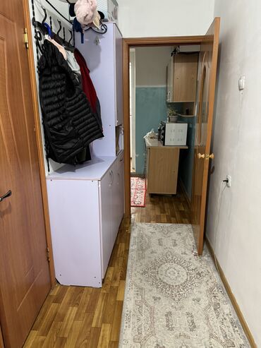 снять квартиру в кара балта: 1 бөлмө, 36 кв. м, 105-серия, 3 кабат, Эски ремонт