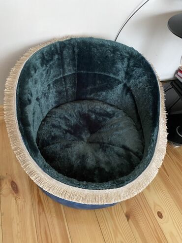 pişik yataqları: Məhsul: Pişik üçün rahat yataq və qaşıma dirəyi dəsti - Yataq