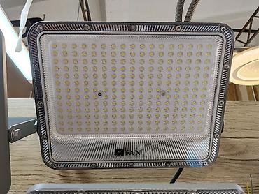 Светодиодный прожектор RAN - Тип: LED-прожектор с матрицей SMD -