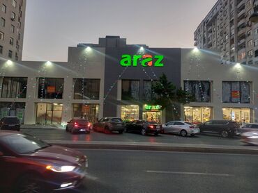 Restoran, kafelər: Baki ş.Xətai r. Gəncə pr.38-də yerləşir. Obyektin 2- ci mərtəbəsi — 13