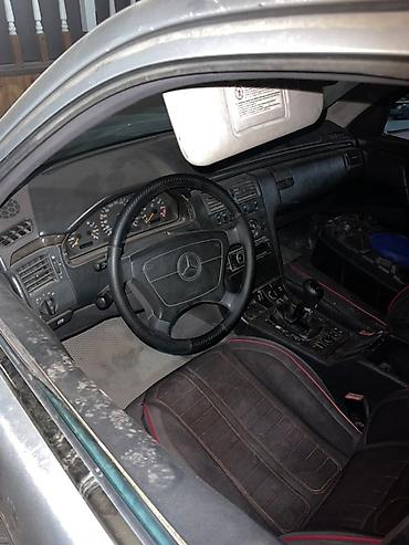 infinity fx35: Mercedes-Benz E-Class: 1996 г., Механика, Седан — 4