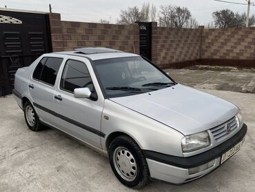 Volkswagen: Volkswagen Vento: 1998 г., 1.8 л, Механика, Бензин, Седан