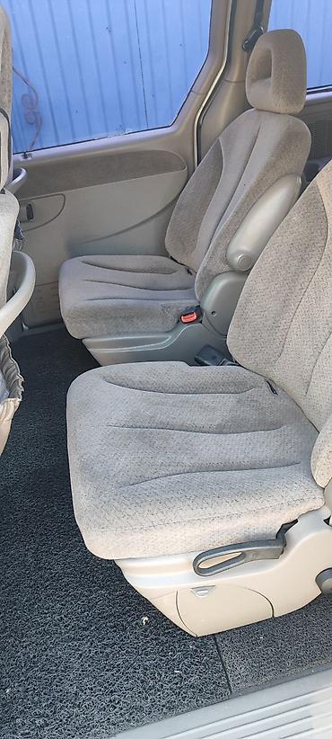 mazda premacy 2002: Chrysler Voyager: 2003 г., 2.5 л, Механика, Дизель, Минивэн — 6