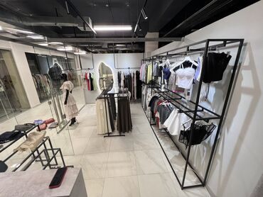 Стеллажи: Стеллажи для бутика одежды Кронштейны для бутика одежды Торговое at lalafo.kg — 7 Стеллажи: Стеллажи для бутика одежды Кронштейны для бутика одежды Торговое — 7