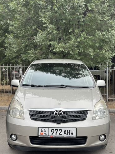 авто в рассрочку без первоначального взноса: Toyota Corolla Verso: 2003 г., 1.6 л, Механика, Бензин, Универсал