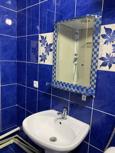 Отели и хостелы: Хостел берилет. Трудовая 24. Баардык шарты менен: кровать, төшөк — 7