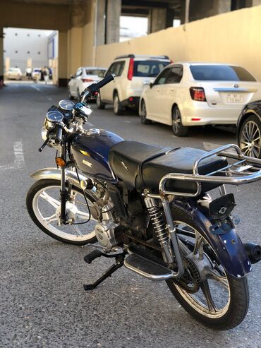 Mopedlər,skuterlər: Moped tipli benzinli motosiklet - Rəng: tünd mavi (xrom detallar və — 3