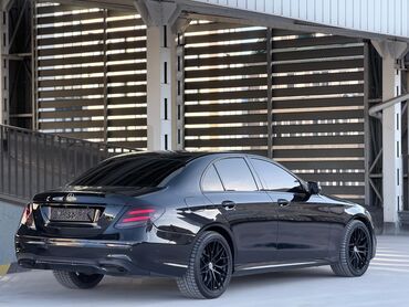 Mercedes-Benz: Mercedes-Benz E-Class: 2018 г., 2 л, Автомат, Бензин, Седан — 5