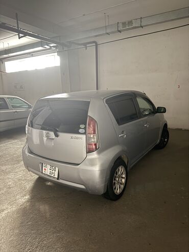 сколько стоит коврик: Toyota Passo: 2004 г., 1 л, Автомат, Бензин, Хэтчбэк