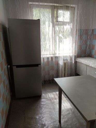 Продажа квартир: 1 комната, 33 м², 104 серия, 2 этаж, Старый ремонт