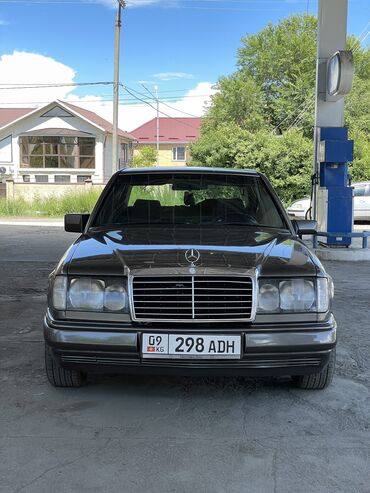 мерс гигант бартовый: Mercedes-Benz W124: 1991 г., 2.3 л, Автомат, Бензин, Седан