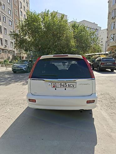катафот стрим: Honda Stream: 2003 г., Минивэн — 3