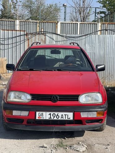 паасат универсал: Volkswagen Golf: 1995 г., Механика, Универсал