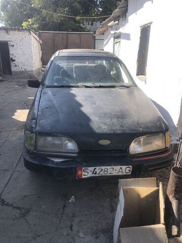 запчасти на тойота марк 2: Продается седан Ford Sierra черного цвета. Автомобиль оснащен четырьмя