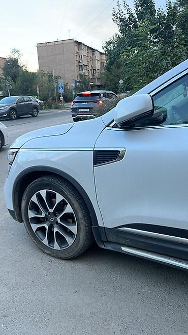 lexus nx400h: Кроссовер Renault Koleos (эмблема Renault на дисках и характерная — 3