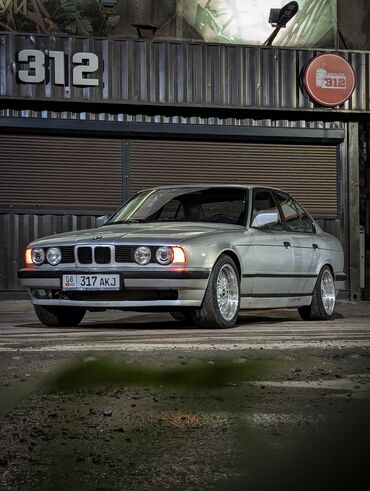 салон bmw e34: BMW 525: 1991 г., 2.5 л, Механика, Бензин, Седан