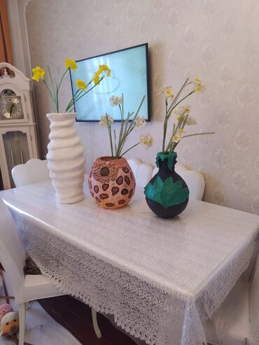 Vazalar: Vaza dəsti — 8