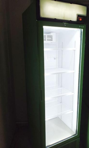 water cooler: СРОЧНО продаю б/у Витринный стоячий холодильник турецкий фирма UGUR — 4