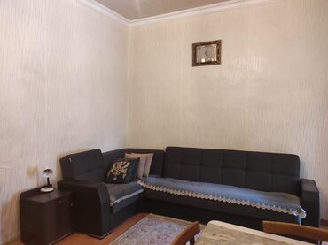 Uzunmüddətli kirayə evlər: 2 otaqlı mənzil – həyət evi tipli - Daxili plan: bir otaq — 8