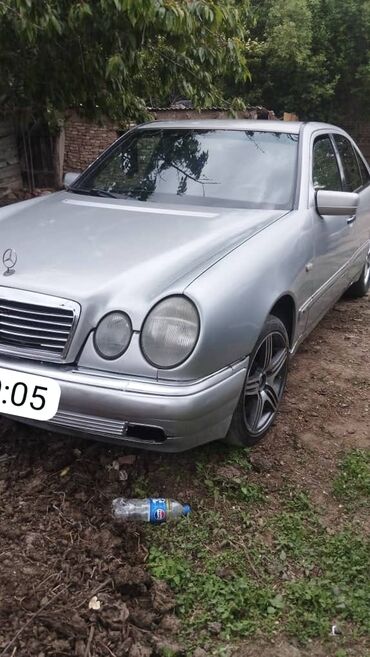 Mercedes-Benz: Mercedes-Benz E-Class: 1996 г., 2.3 л, Автомат, Бензин, Седан