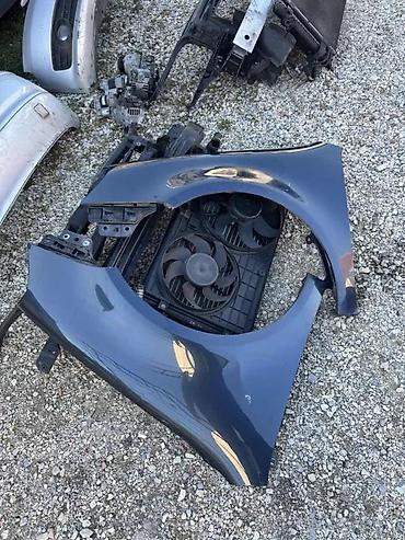 pezo 1: BLATOBRAN KRILO VW GOLF 5 | Cena je po kom Extra stanje — 1