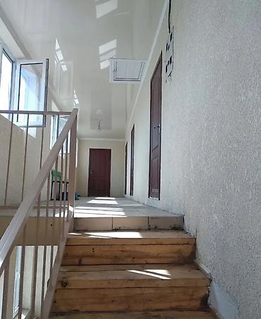 35: Сдаётся 1‑комнатная квартира в ж/м Кара‑Жыгач. Основные параметры: - — 4