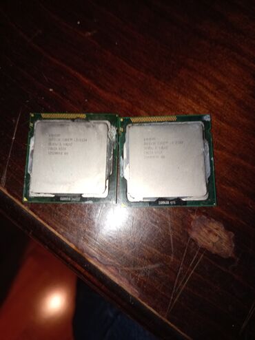 Оперативная память (RAM): Процессор Intel Core i3 433
