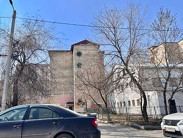 Продажа другой коммерческой недвижимости: 🔥 Срочная продажа коммерческого помещения в Бишкеке! 📍 Район Мед — 16